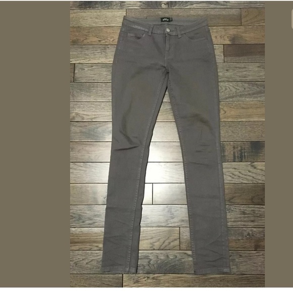 Kate Spade Saturday Coated Gray Skinny Leg Jeans - Picture 1 of 6